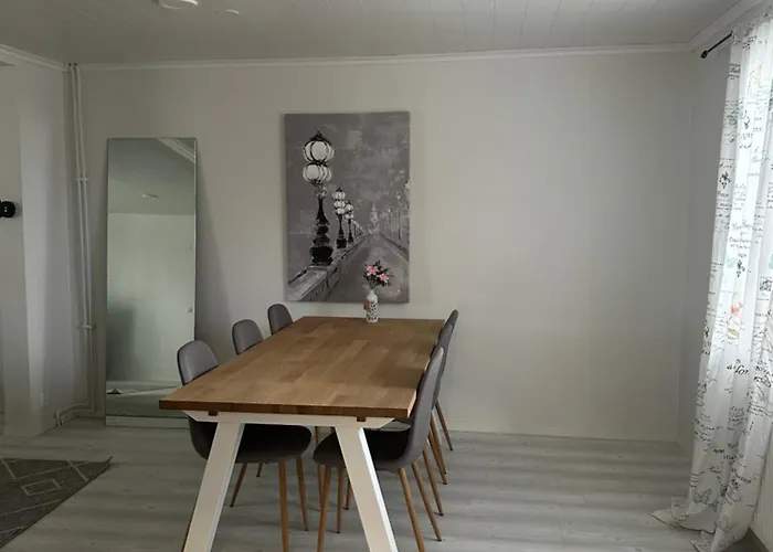 Hostel400kokkola Lehmustien Iso Asunto דירה קוקולה